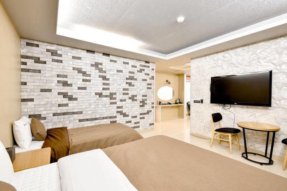 Hotel Ignis Oncheonjang Busan Exteriör bild