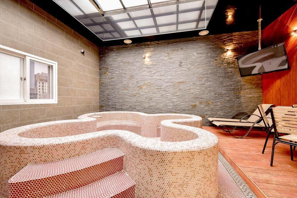 Hotel Ignis Oncheonjang Busan Exteriör bild